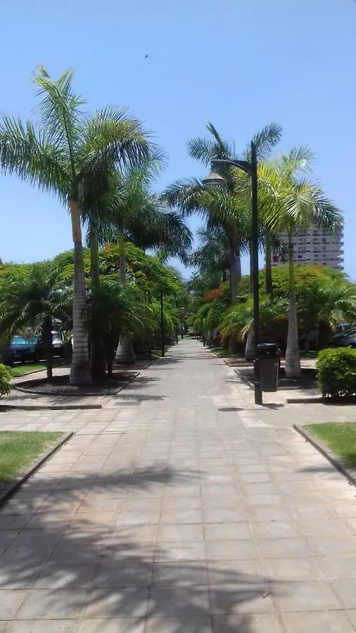 Los Cristianos Port Royale Apartment 0*, Los Cristianos (Tenerife) Spain